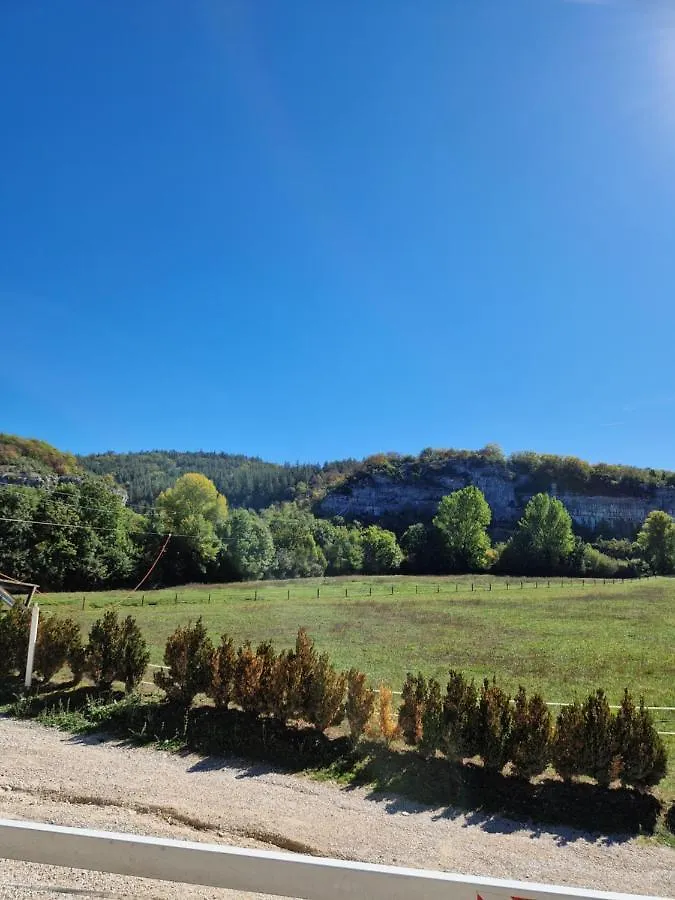 Bouzies Lot Valley Gite 0*,